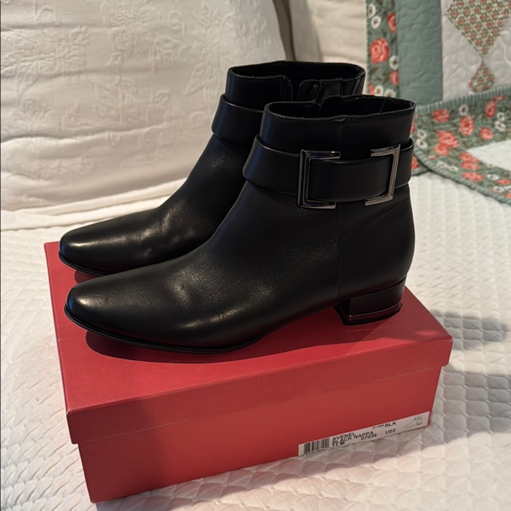 Elegant Black Leather Ankle Boots